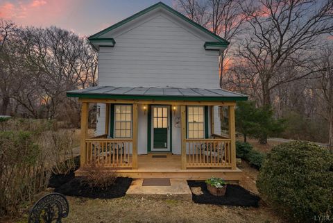 Tiny photo for 26 Braddock Lane, Shipman, VA 22971 (MLS # 363933)