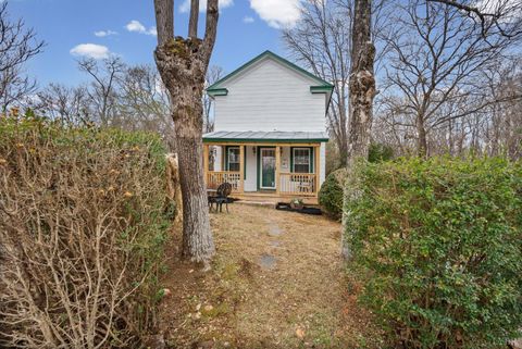 Tiny photo for 26 Braddock Lane, Shipman, VA 22971 (MLS # 363933)