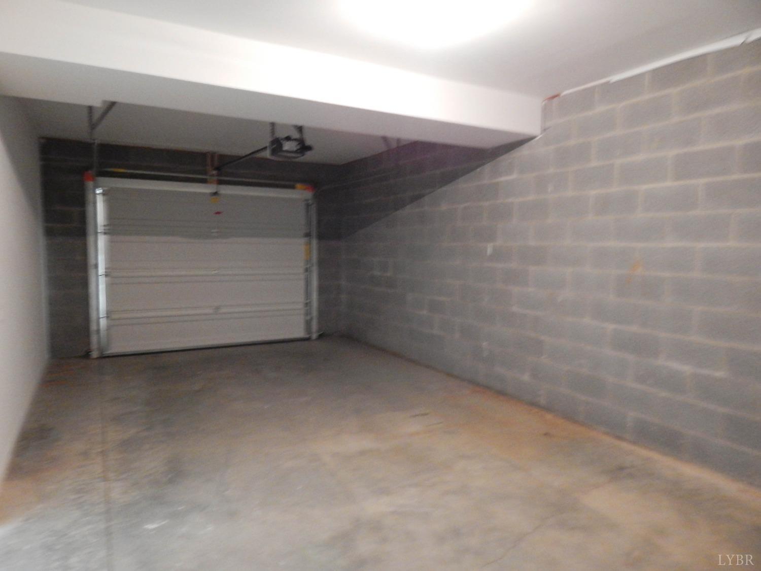 252 Oak Spring Lane, Madison Heights, Virginia image 11