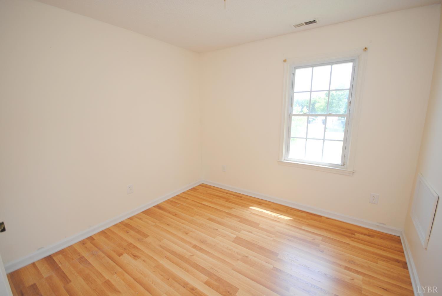 1114 Golden Leaf Rd Rd, Nathalie, Virginia image 15