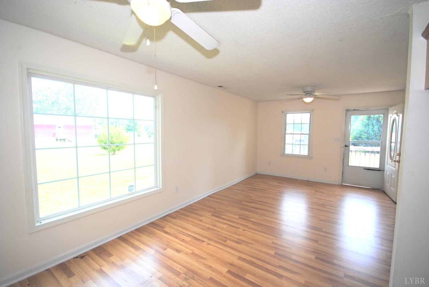 1114 Golden Leaf Rd Rd, Nathalie, Virginia image 6