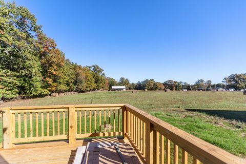 Tiny photo for 413 North Avenue, Appomattox, VA 24522 (MLS # 363111)