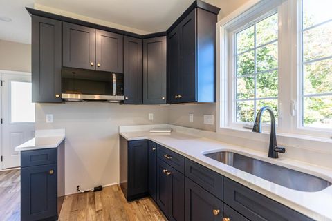 Tiny photo for 413 North Avenue, Appomattox, VA 24522 (MLS # 363111)