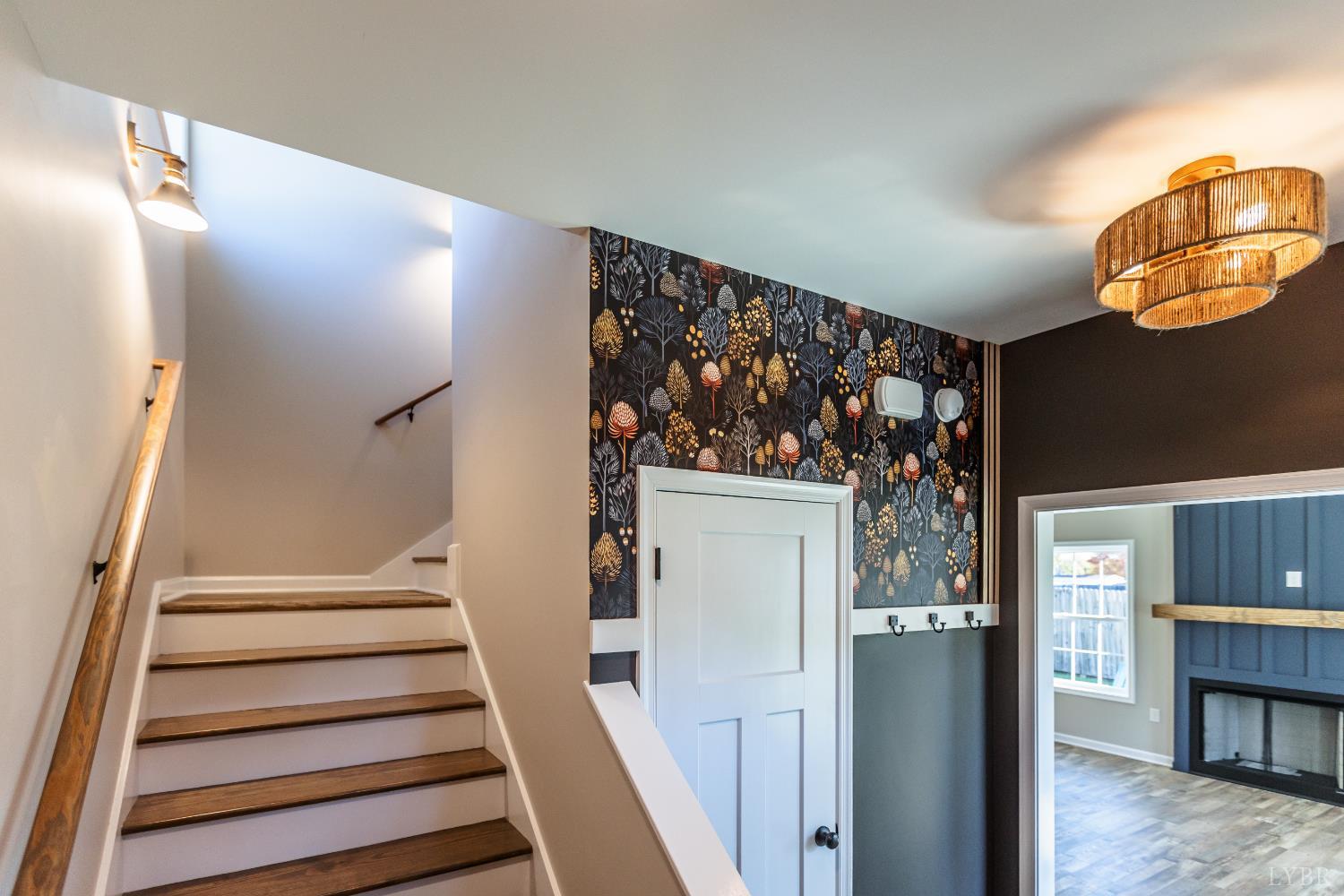 Appomattox, Virginia 24522, United States, 3 Bedrooms Bedrooms, ,3 BathroomsBathrooms,Residential,Active,244037