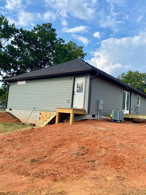 Tiny photo for 1078 Quaker Church Road, Bedford, VA 24523 (MLS # 365021)