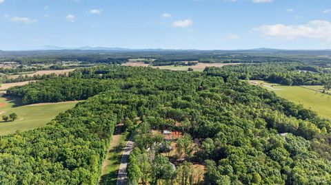 Tiny photo for 2146 Stonewall Road, Concord, VA 24538 (MLS # 366599)