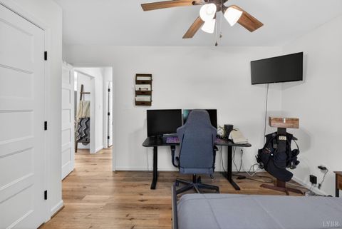 Tiny photo for 2146 Stonewall Road, Concord, VA 24538 (MLS # 366599)