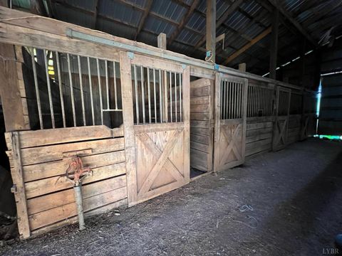 Tiny photo for 1358 S Coolwell Road, Madison Heights, VA 24572 (MLS # 362841)