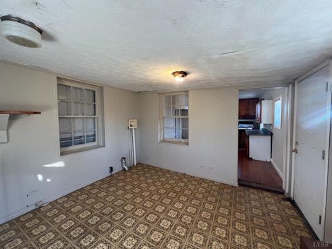 Tiny photo for 1358 S Coolwell Road, Madison Heights, VA 24572 (MLS # 362841)