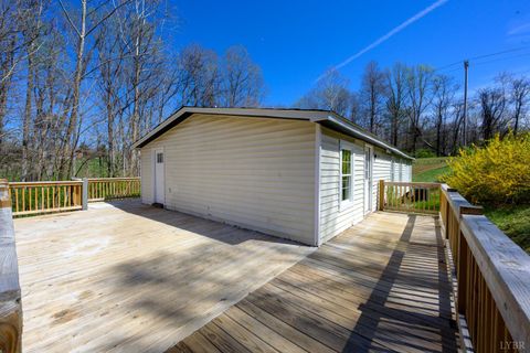 Tiny photo for 1860 S Coolwell Road, Madison Heights, VA 24572 (MLS # 365189)