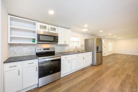 Tiny photo for 1860 S Coolwell Road, Madison Heights, VA 24572 (MLS # 365189)