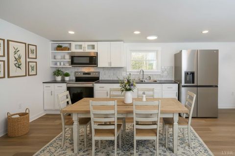 Tiny photo for 1860 S Coolwell Road, Madison Heights, VA 24572 (MLS # 365189)