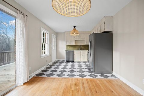 Tiny photo for 127 Temple Circle, Lynchburg, VA 24502 (MLS # 363981)