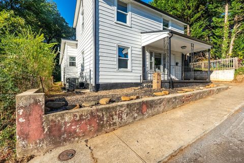 Tiny photo for 811 Polk Street, Lynchburg, VA 24501 (MLS # 362580)