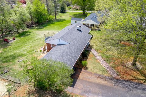 Tiny photo for 7135 Suncrest Drive, Lynchburg, VA 24502 (MLS # 365666)