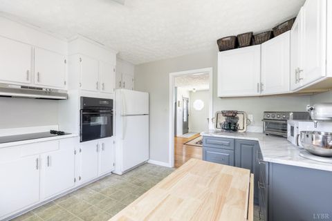 Tiny photo for 7135 Suncrest Drive, Lynchburg, VA 24502 (MLS # 365666)