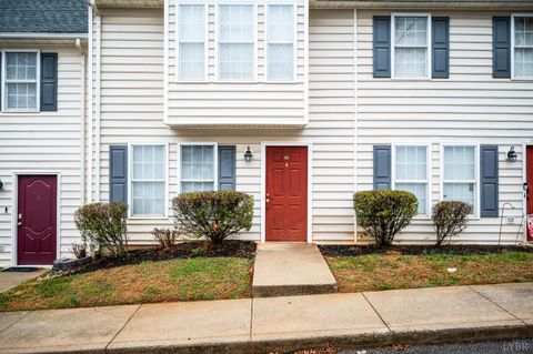 Tiny photo for 716 Leesville Road #201, Lynchburg, VA 24502 (MLS # 364827)