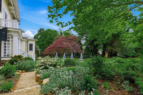 Tiny photo for 1304 Langhorne Road, Lynchburg, VA 24503 (MLS # 366103)