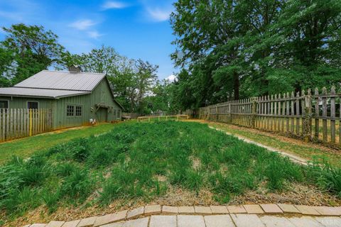 Tiny photo for 1304 Langhorne Road, Lynchburg, VA 24503 (MLS # 366103)