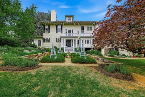 Tiny photo for 1304 Langhorne Road, Lynchburg, VA 24503 (MLS # 366103)