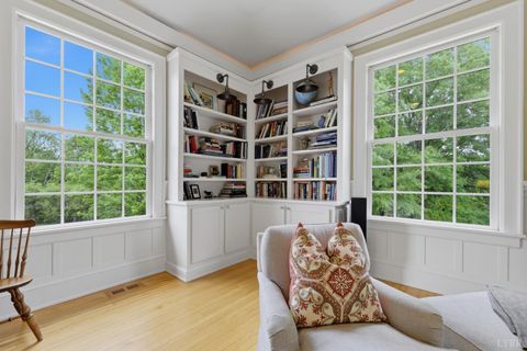 Tiny photo for 1304 Langhorne Road, Lynchburg, VA 24503 (MLS # 366103)