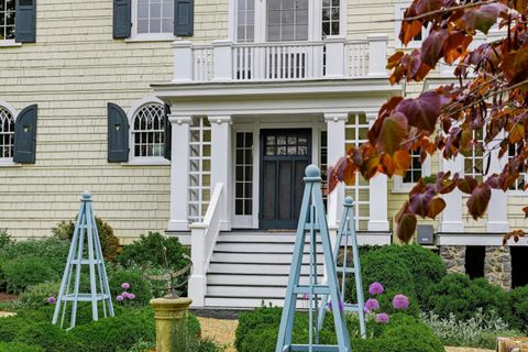Tiny photo for 1304 Langhorne Road, Lynchburg, VA 24503 (MLS # 366103)