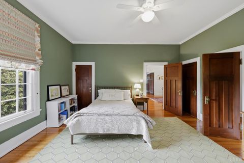 Tiny photo for 1304 Langhorne Road, Lynchburg, VA 24503 (MLS # 366103)