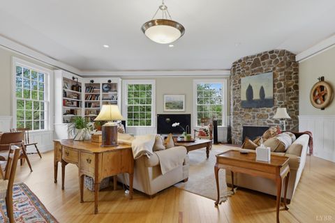 Tiny photo for 1304 Langhorne Road, Lynchburg, VA 24503 (MLS # 366103)