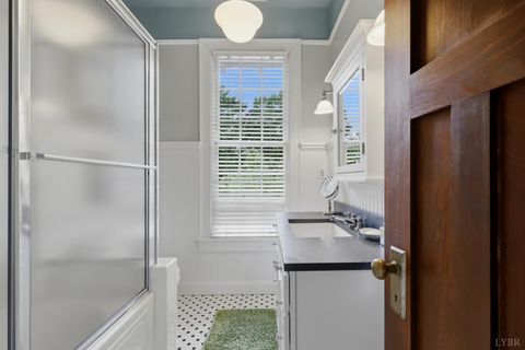 Tiny photo for 1304 Langhorne Road, Lynchburg, VA 24503 (MLS # 366103)