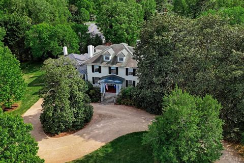 Tiny photo for 1304 Langhorne Road, Lynchburg, VA 24503 (MLS # 366103)