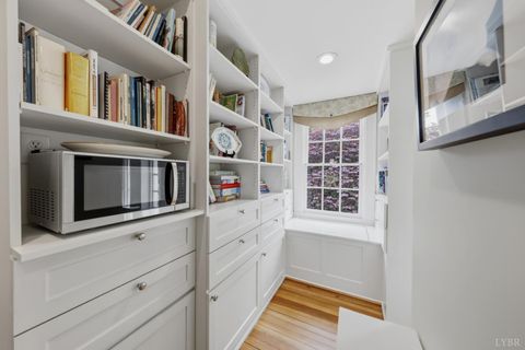 Tiny photo for 1304 Langhorne Road, Lynchburg, VA 24503 (MLS # 366103)