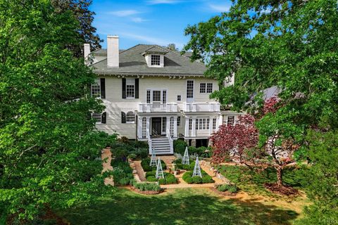 Tiny photo for 1304 Langhorne Road, Lynchburg, VA 24503 (MLS # 366103)