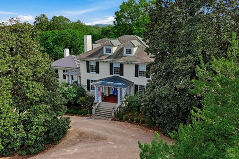 Photo of 1304 Langhorne Road, Lynchburg, VA 24503 (MLS # 366103)