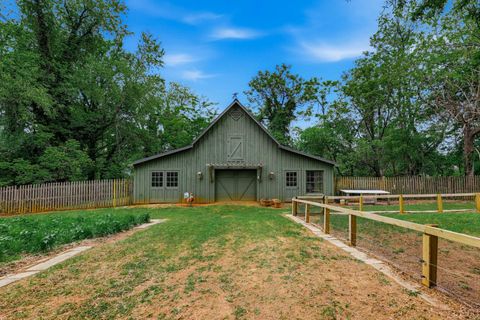 Tiny photo for 1304 Langhorne Road, Lynchburg, VA 24503 (MLS # 366103)