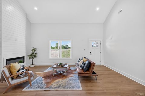 Tiny photo for 171 Fox Hall Dr, Amherst, VA 24521 (MLS # 366366)