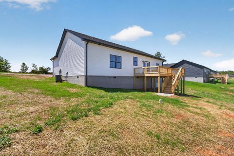 Tiny photo for 171 Fox Hall Dr, Amherst, VA 24521 (MLS # 366366)