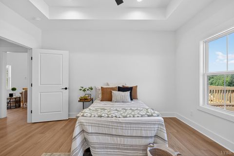 Tiny photo for 171 Fox Hall Dr, Amherst, VA 24521 (MLS # 366366)