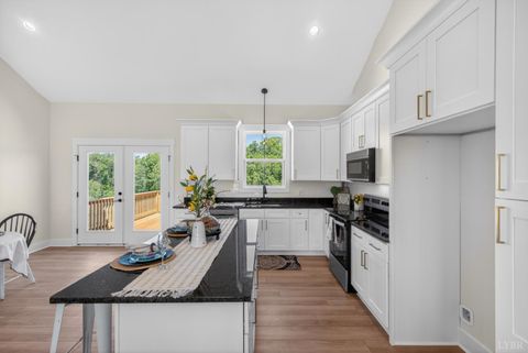 Tiny photo for 171 Fox Hall Dr, Amherst, VA 24521 (MLS # 366366)