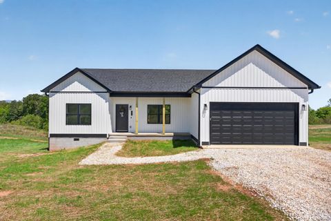 Photo of 171 Fox Hall Dr, Amherst, VA 24521 (MLS # 366366)