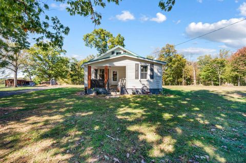 Photo of 342 Toll Gate Road, Concord, VA 24538 (MLS # 362510)