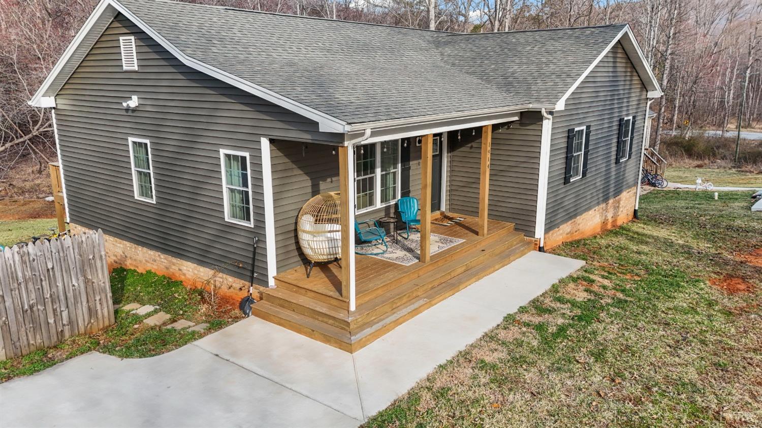 1914 Walnut Hollow Road, Lynchburg, Virginia image 3