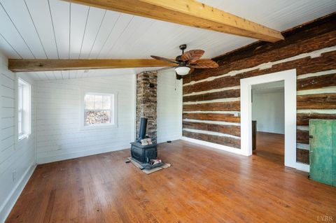 Tiny photo for 2728 E Branch Loop Loop, Roseland, VA 22967 (MLS # 362908)