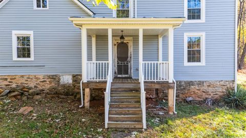 Tiny photo for 2728 E Branch Loop Loop, Roseland, VA 22967 (MLS # 362908)