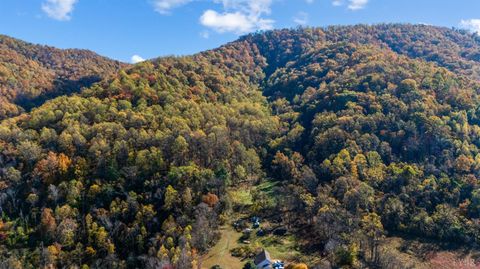 Tiny photo for 2728 E Branch Loop Loop, Roseland, VA 22967 (MLS # 362908)