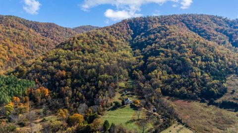 Tiny photo for 2728 E Branch Loop Loop, Roseland, VA 22967 (MLS # 362908)