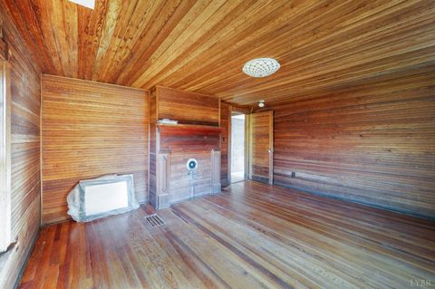 Tiny photo for 2728 E Branch Loop Loop, Roseland, VA 22967 (MLS # 362908)