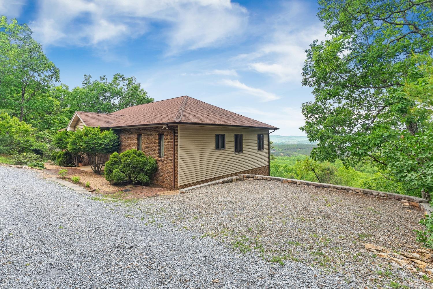885 Cresthill Road, Lynchburg, Virginia image 30