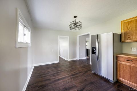 Tiny photo for 702 13th Street, Altavista, VA 24517 (MLS # 366306)