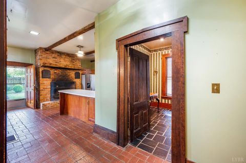 Tiny photo for 602 Washington Street, Lynchburg, VA 24504 (MLS # 366517)