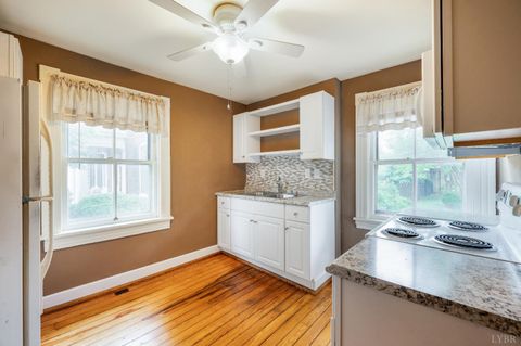 Tiny photo for 602 Washington Street, Lynchburg, VA 24504 (MLS # 366517)